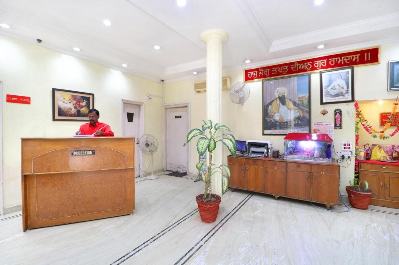Oyo 24073 Hotel Hari Darshan Amritsar Exterior foto